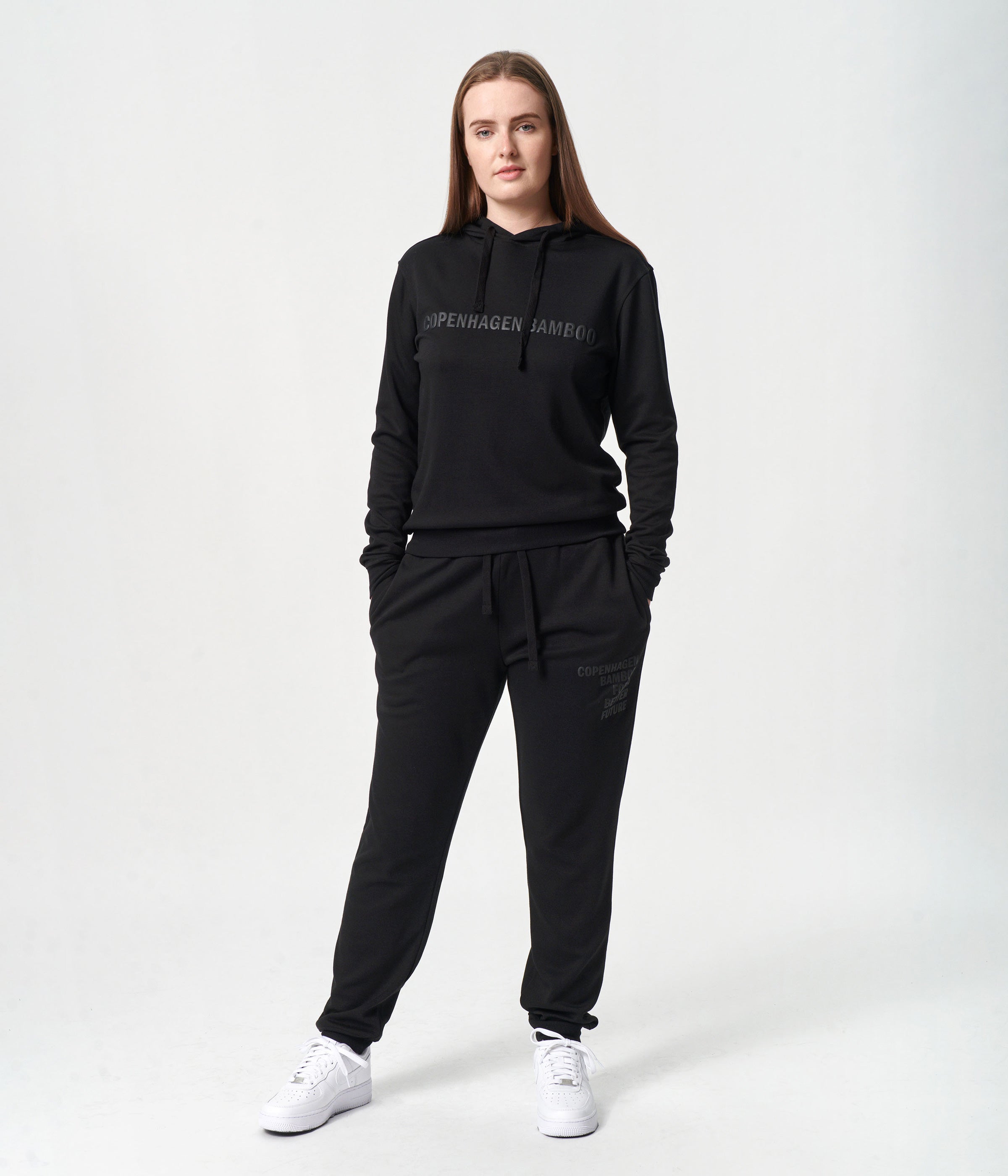 Sort bambus hoodie joggingsæt med logo