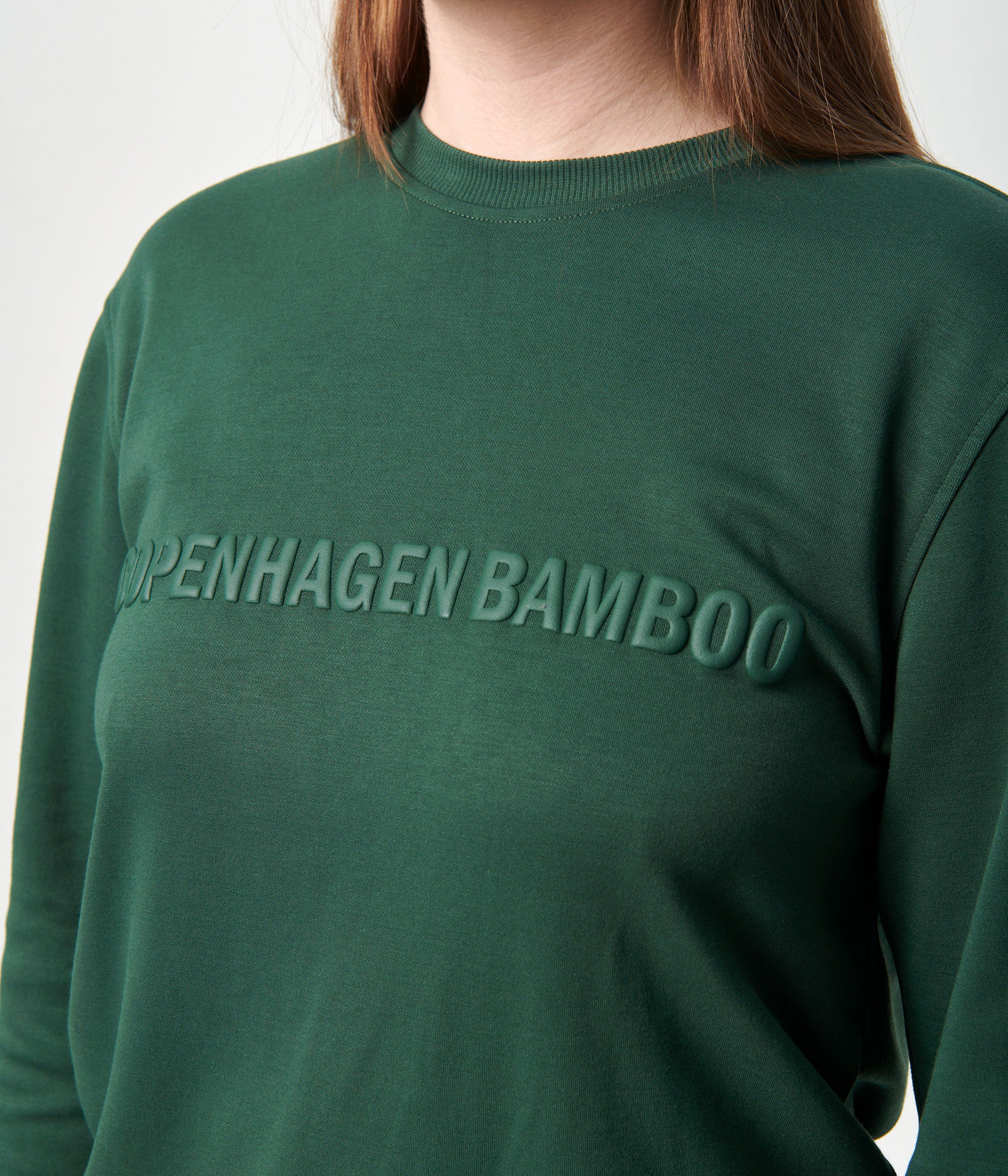 Grønt bambus joggingsæt med logo