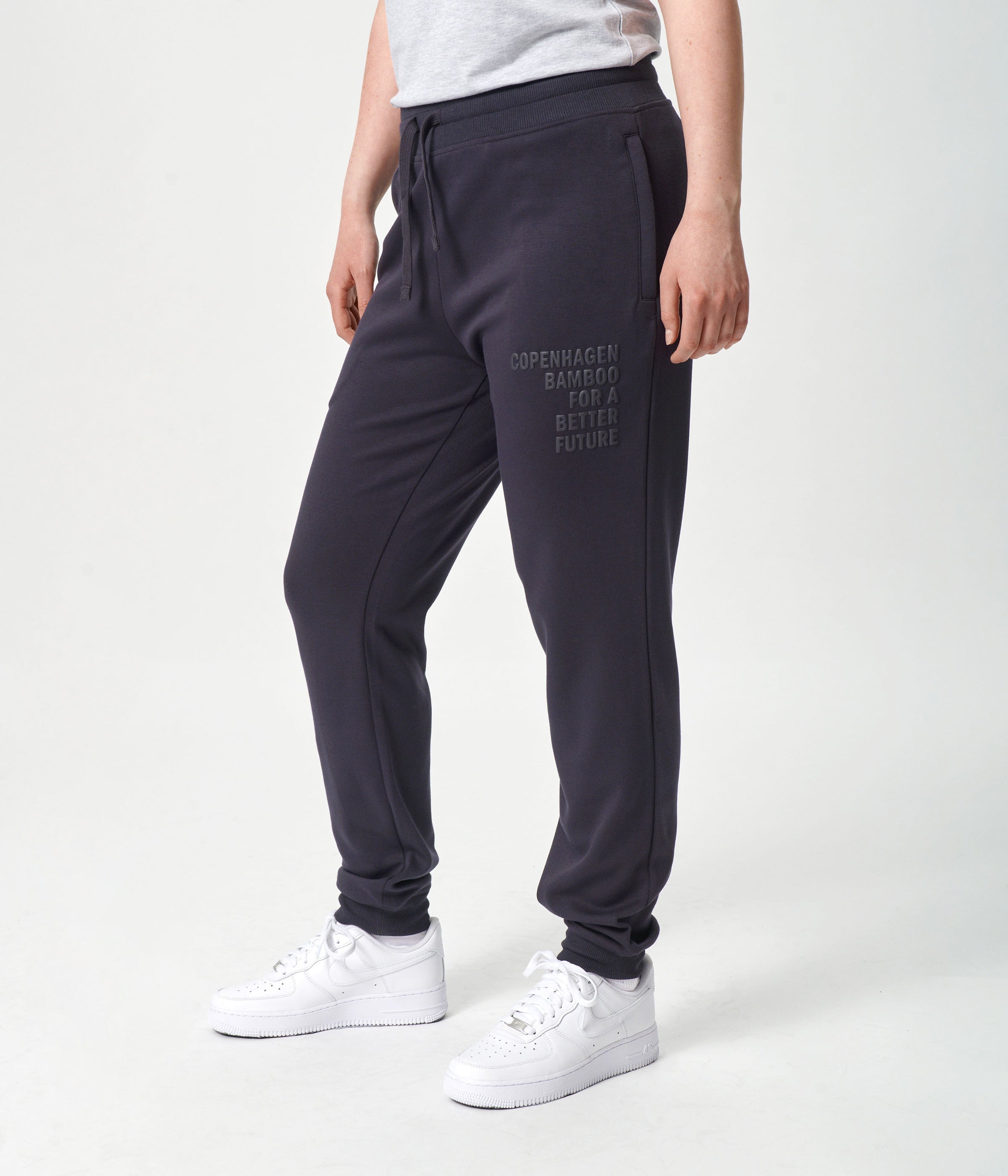 Mørkegrå bambus sweatpants med logo    Copenhagen Bamboo