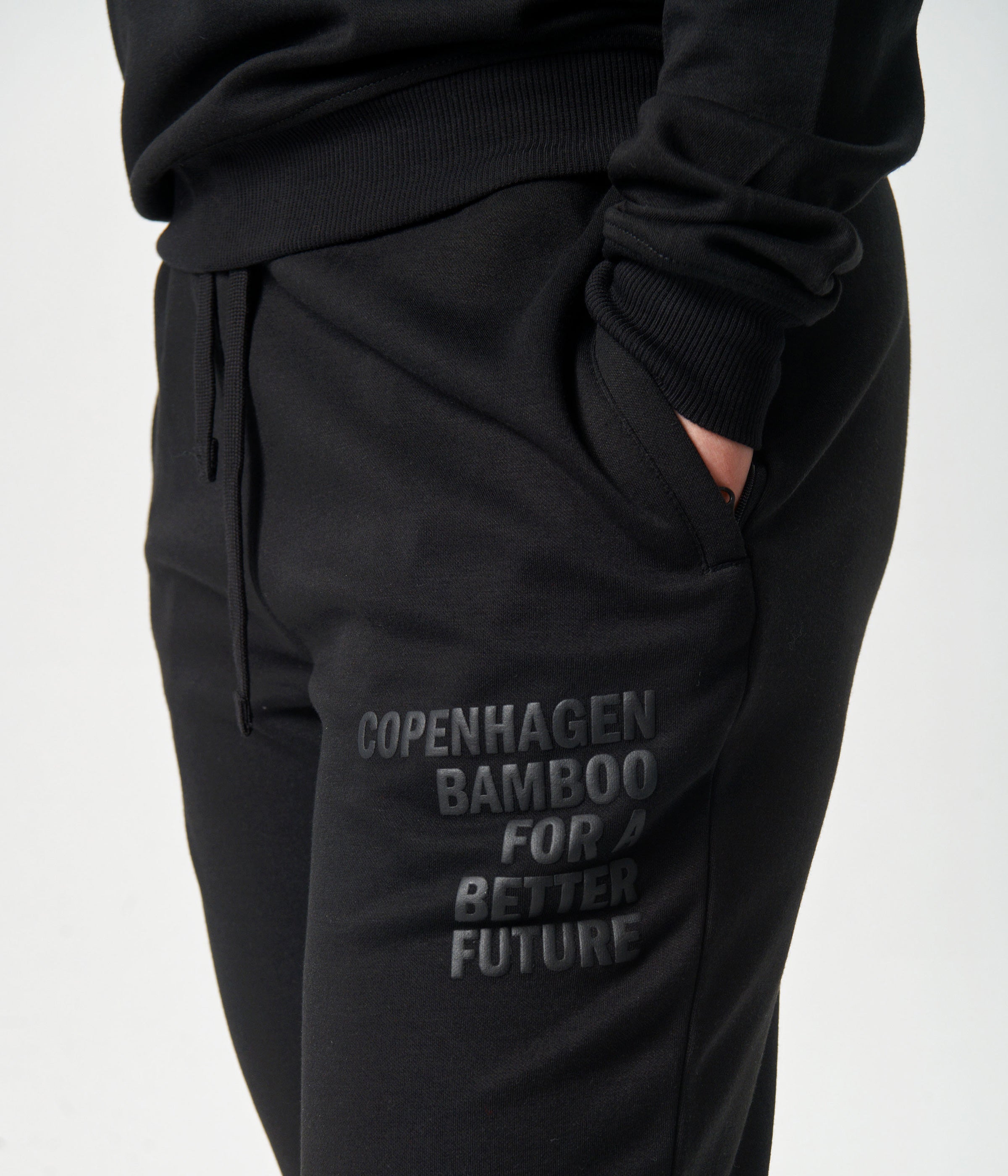 Sort bambus hoodie joggingsæt med logo    Copenhagen Bamboo